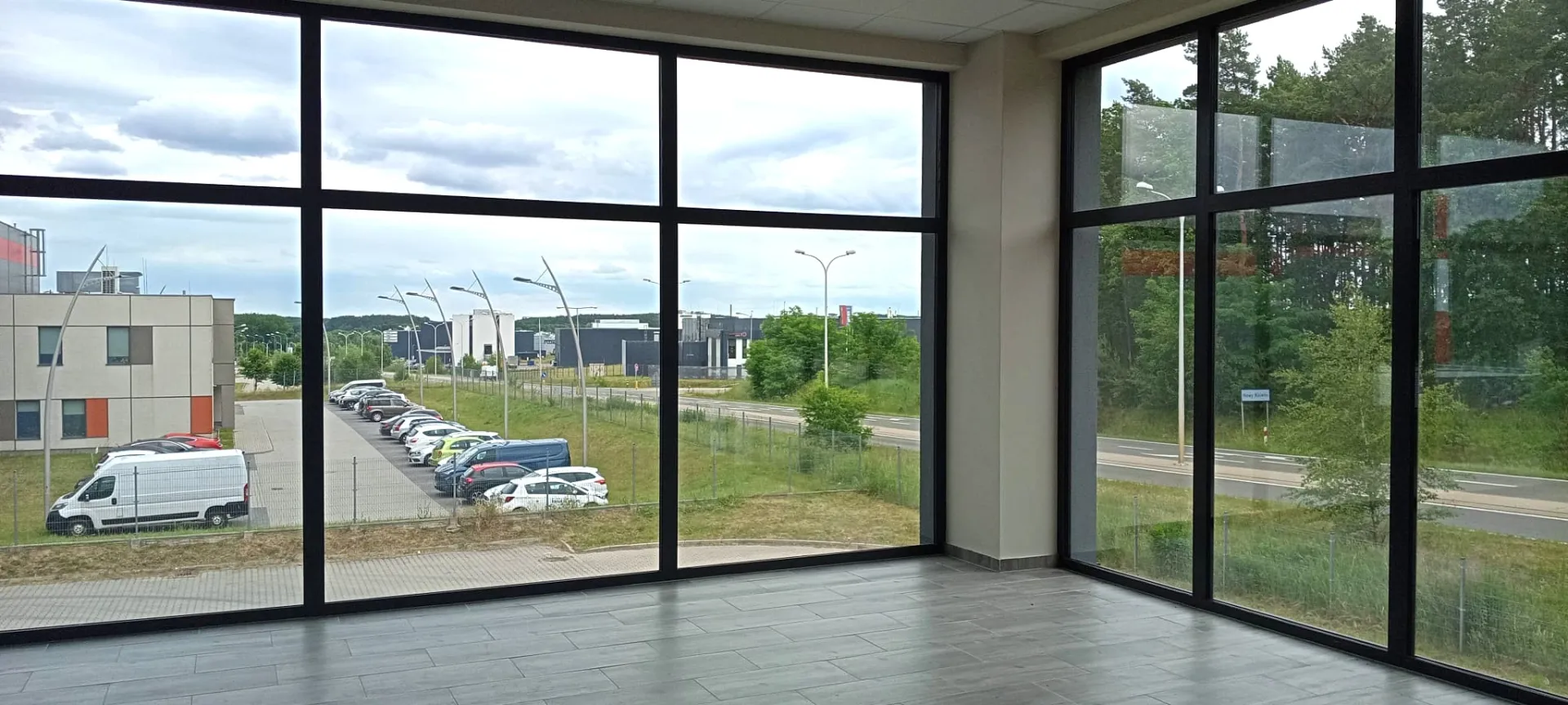Do wynajęcia hala magazynowa z częścią biurową / strefa Nowy Kisielin
